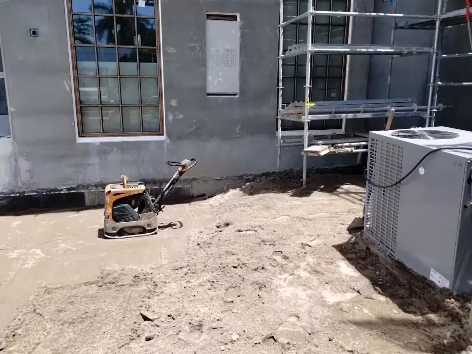 soil compaction with a reversible compactor